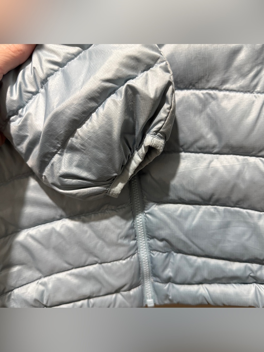 Patagonia Kids Light Blue Puffer Jacket - Picture 5 of 8